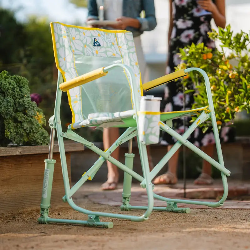 Heavy-Duty Freestyle Freestyle Rocker - Choice 711 - Heavy-Duty Kickback Rocker with Beverage Holder Detail