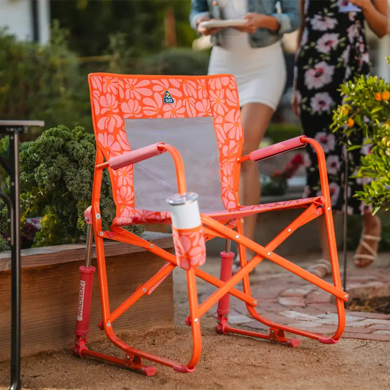 Heavy-Duty Freestyle Freestyle Rocker - Choice 711 - Heavy-Duty Kickback Rocker with Beverage Holder Detail