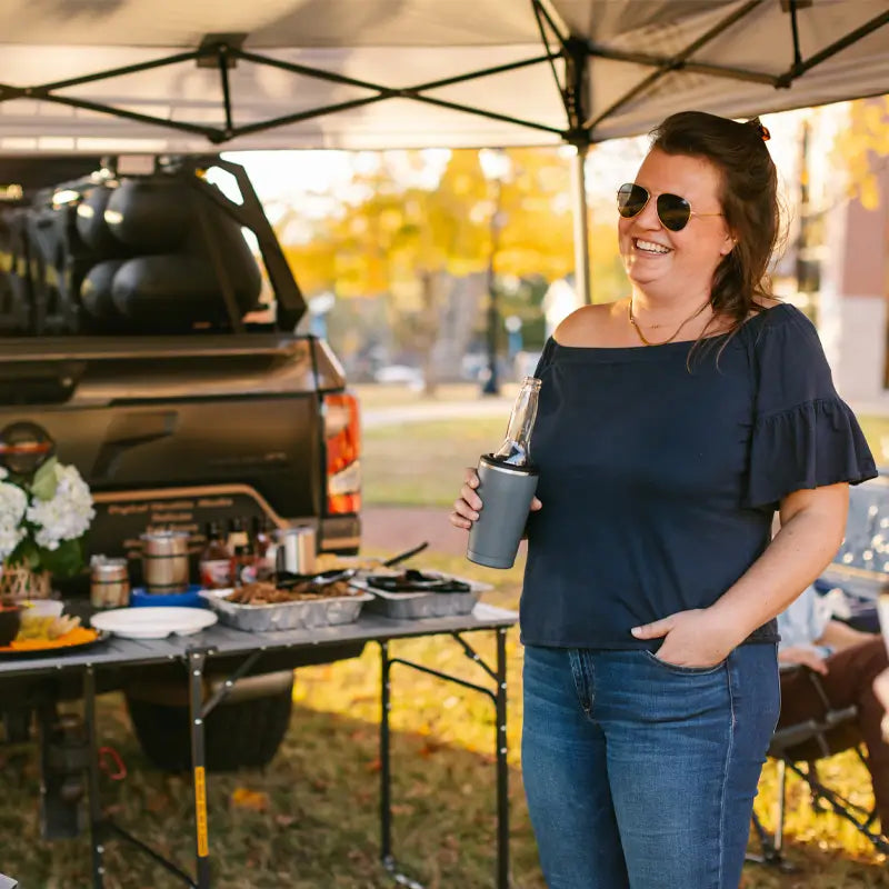Heat-Resistant Slim-Fold Table XL - Choice 651 - Portable Camping Table with Heat-Resistant Countertop Detail