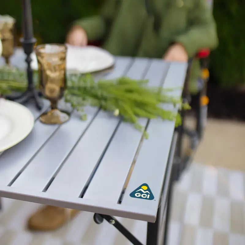 Heat-Resistant Slim-Fold Table XL - Choice 651 - Portable Camping Table with Heat-Resistant Countertop Detail